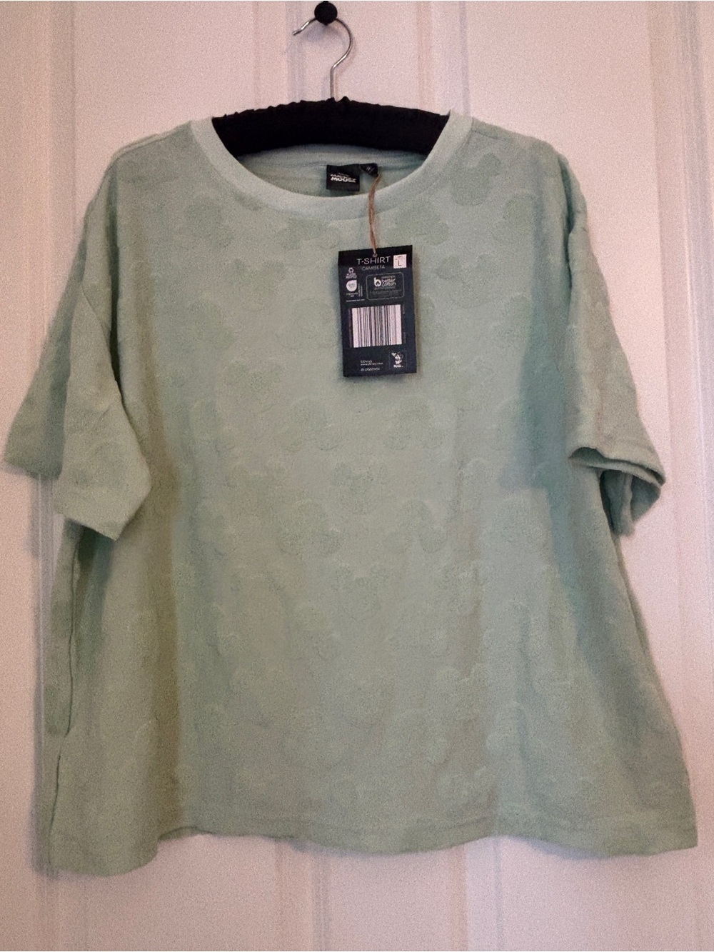 Disney - Women’s Light Green Short Sleeve Crewneck Tee. Size L. Cotton Blend NWT